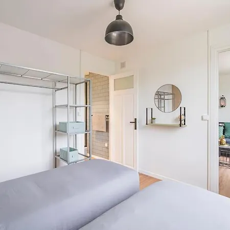 La Riviere, 3 Personnes