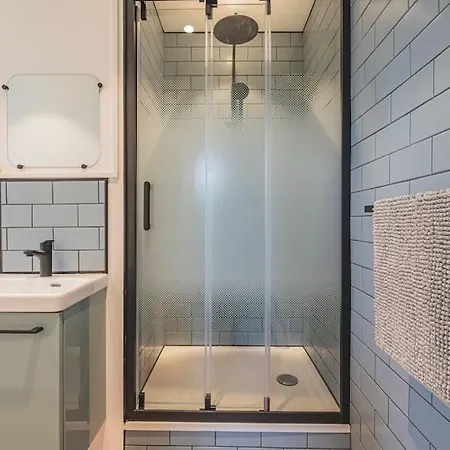 La Riviere, 3 Personnes * Isles-sur-Suippe